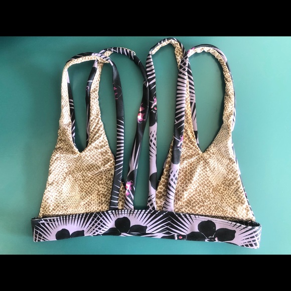 Acacia swimwear (top only) - Picture 2 of 2